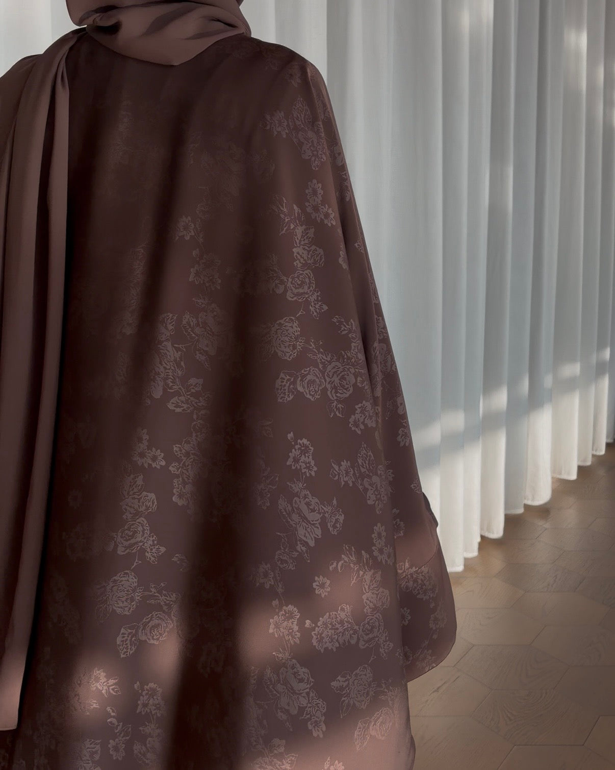 عباية جوري - بُنّي