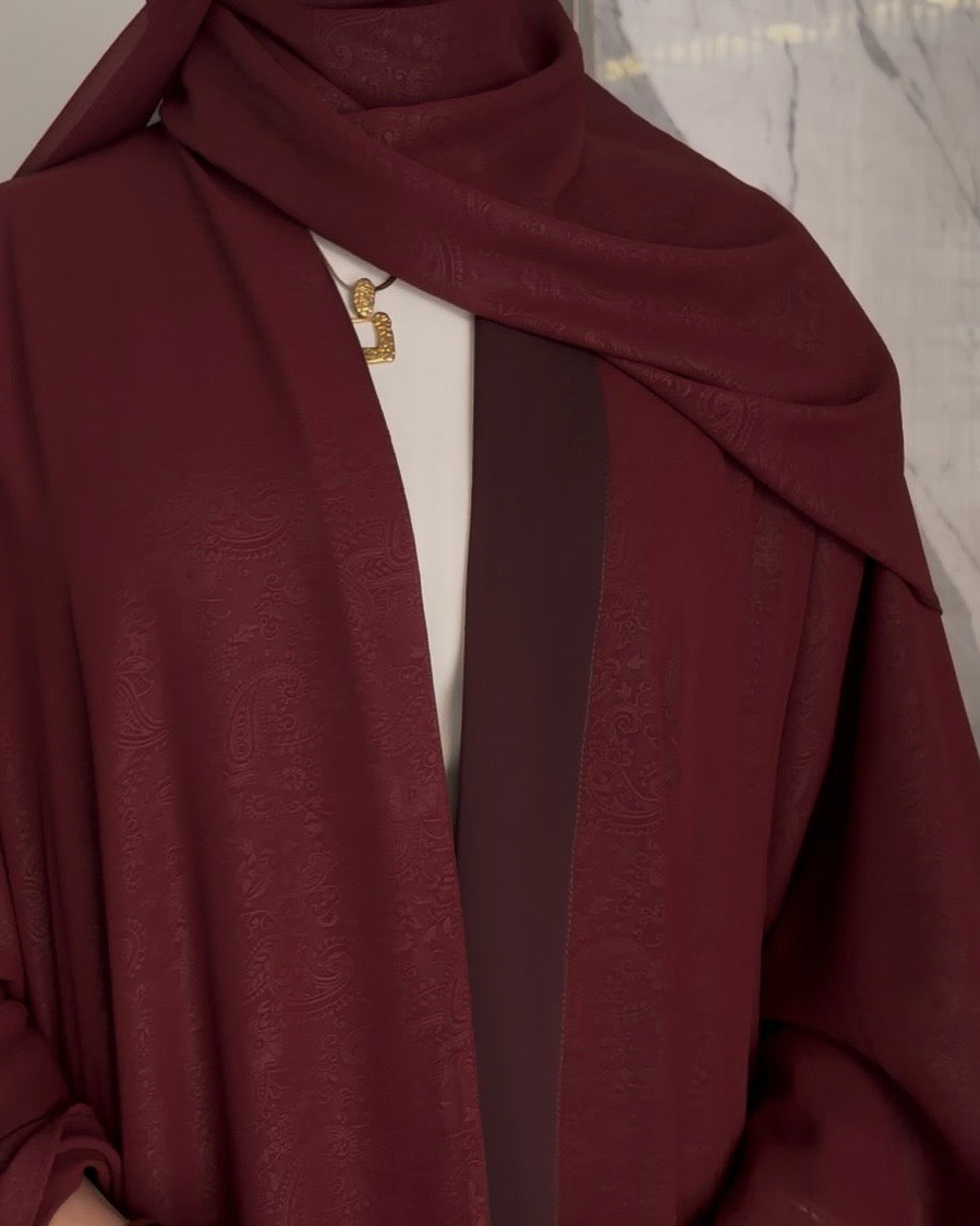 عباية جَلْنار