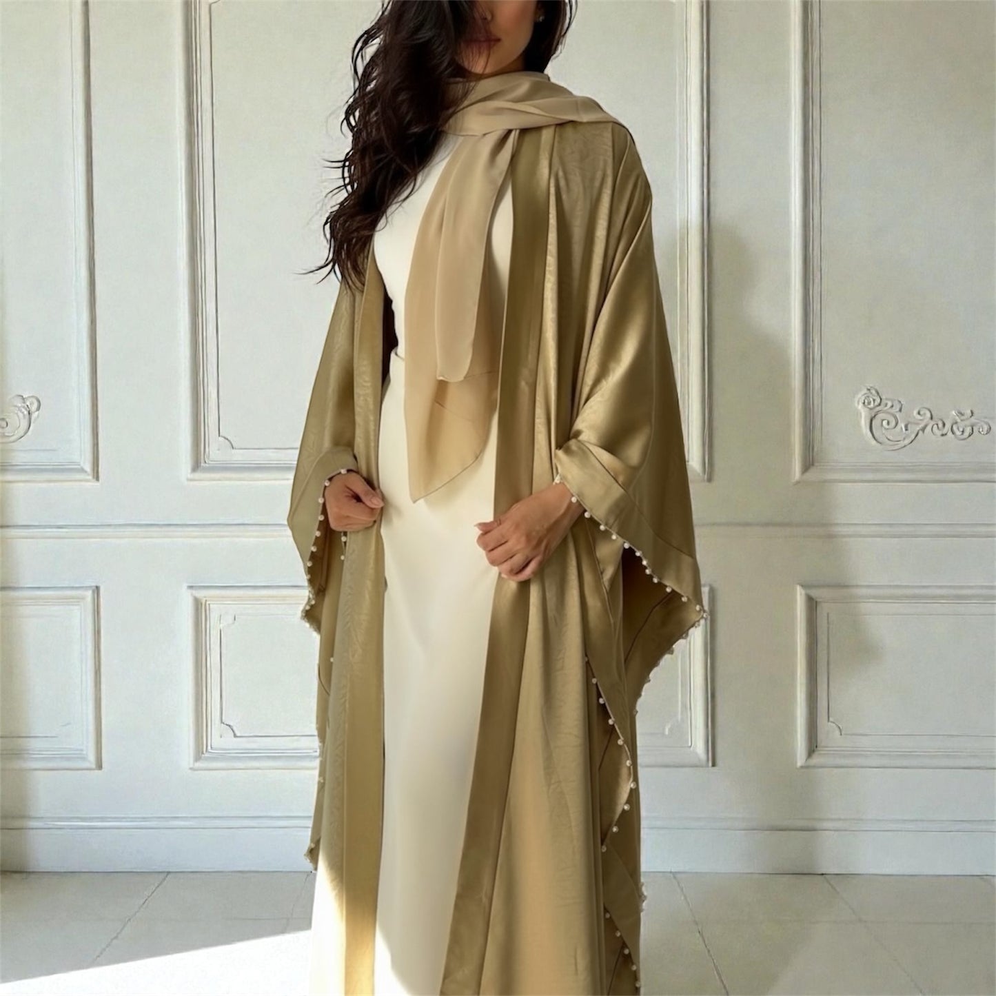 عباية ذَهب - بيج ذَهبي -
