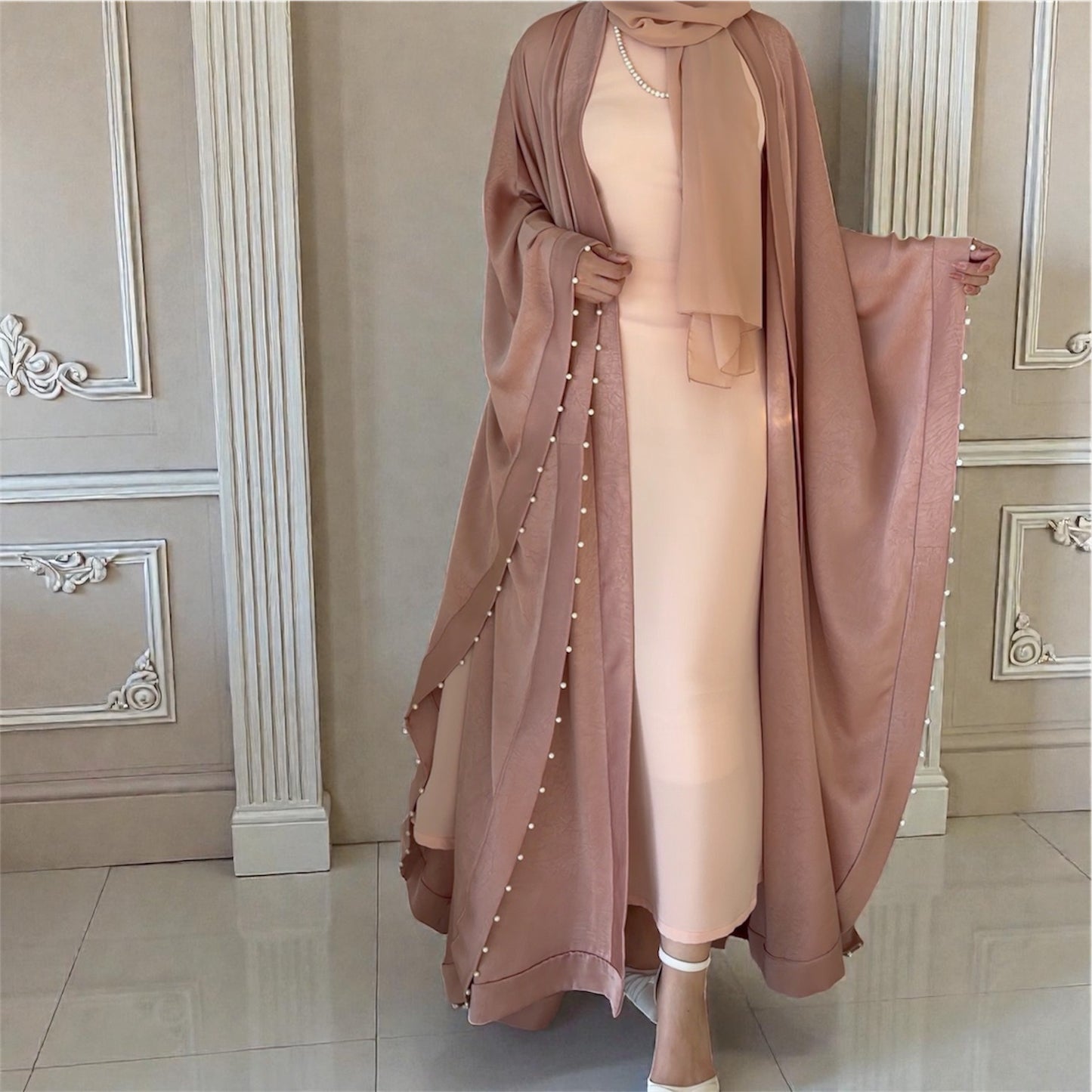 عباية ذَهب - وَردي -