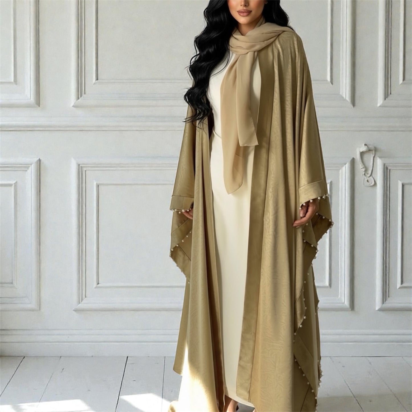 عباية ذَهب - بيج ذَهبي -