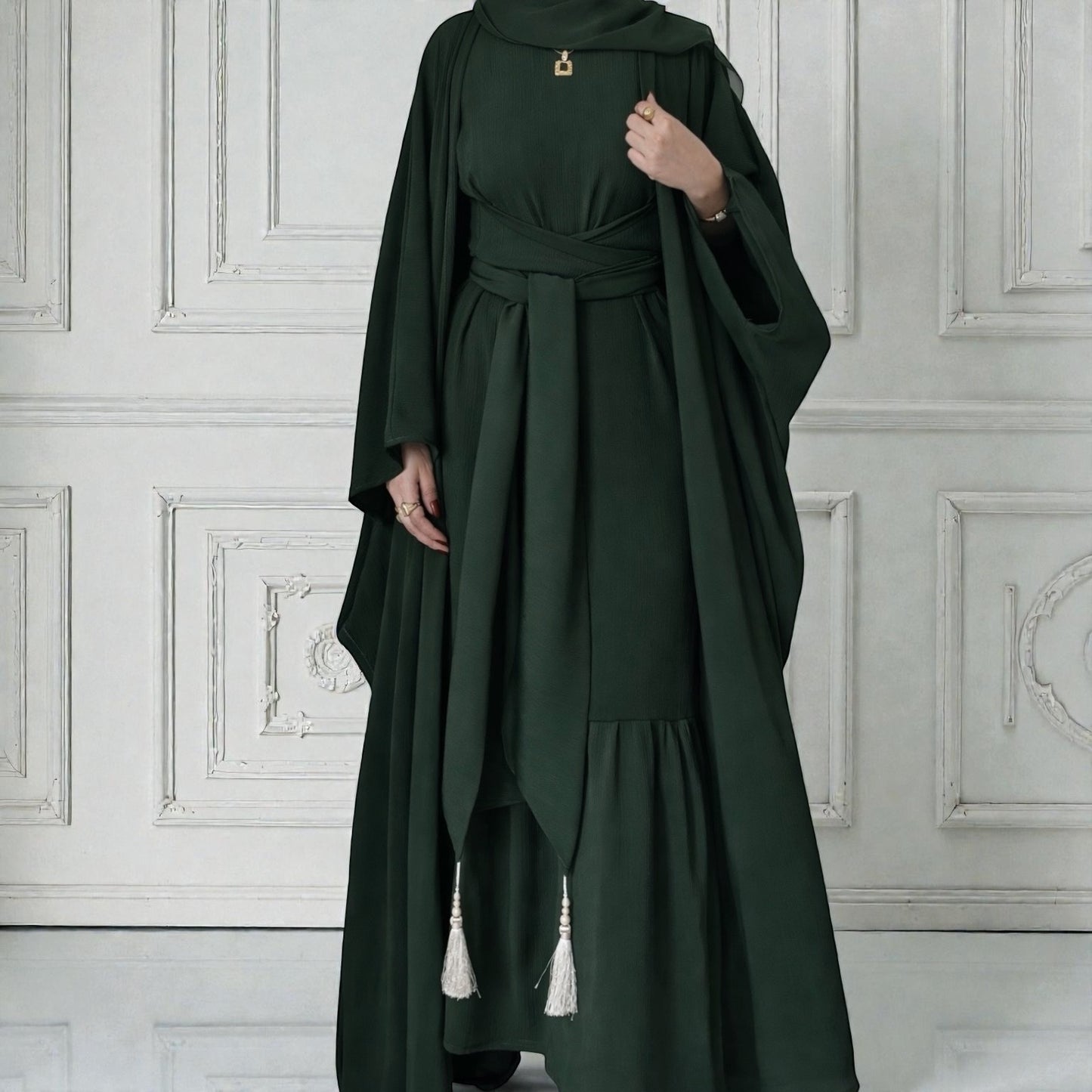 عباية إيناس