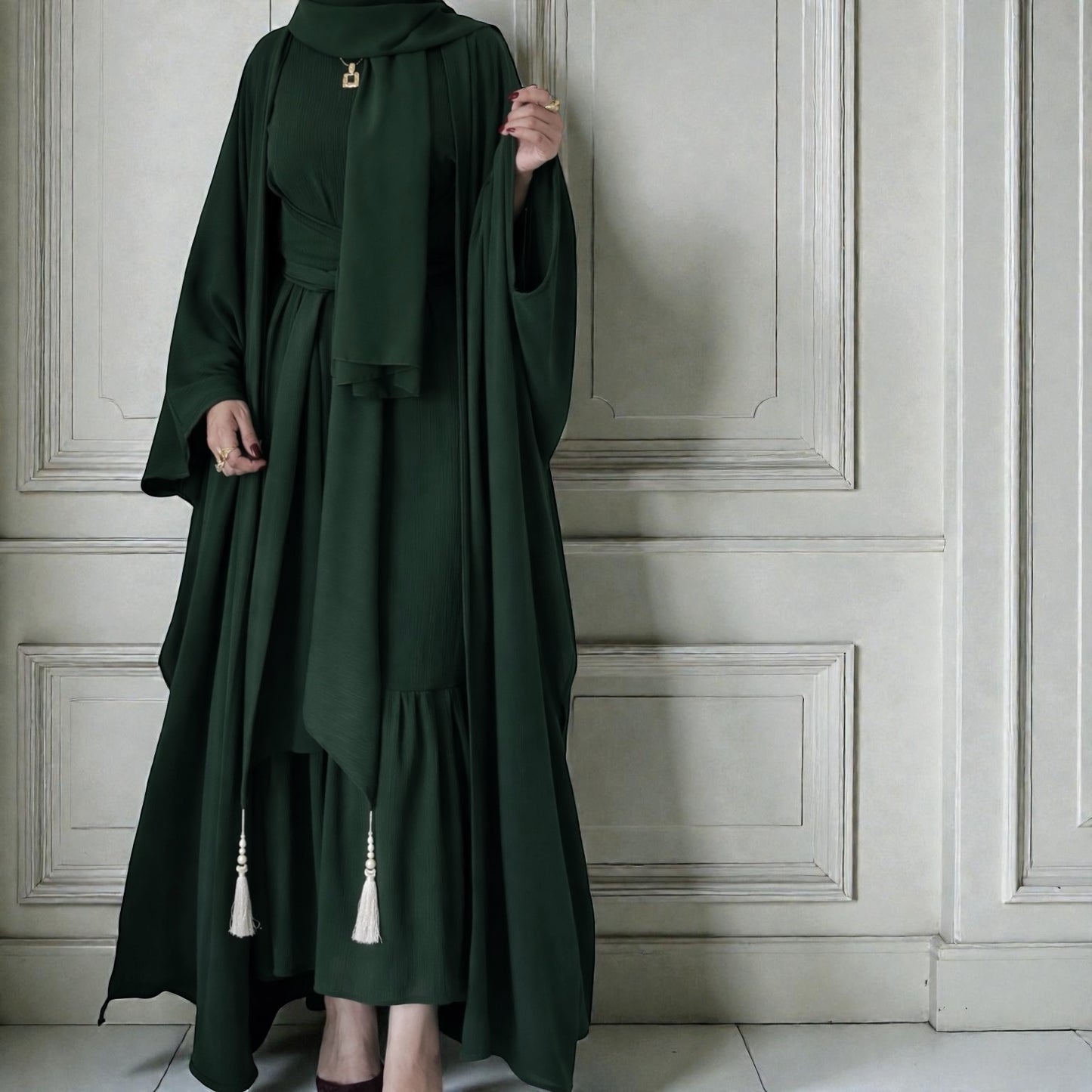 عباية إيناس