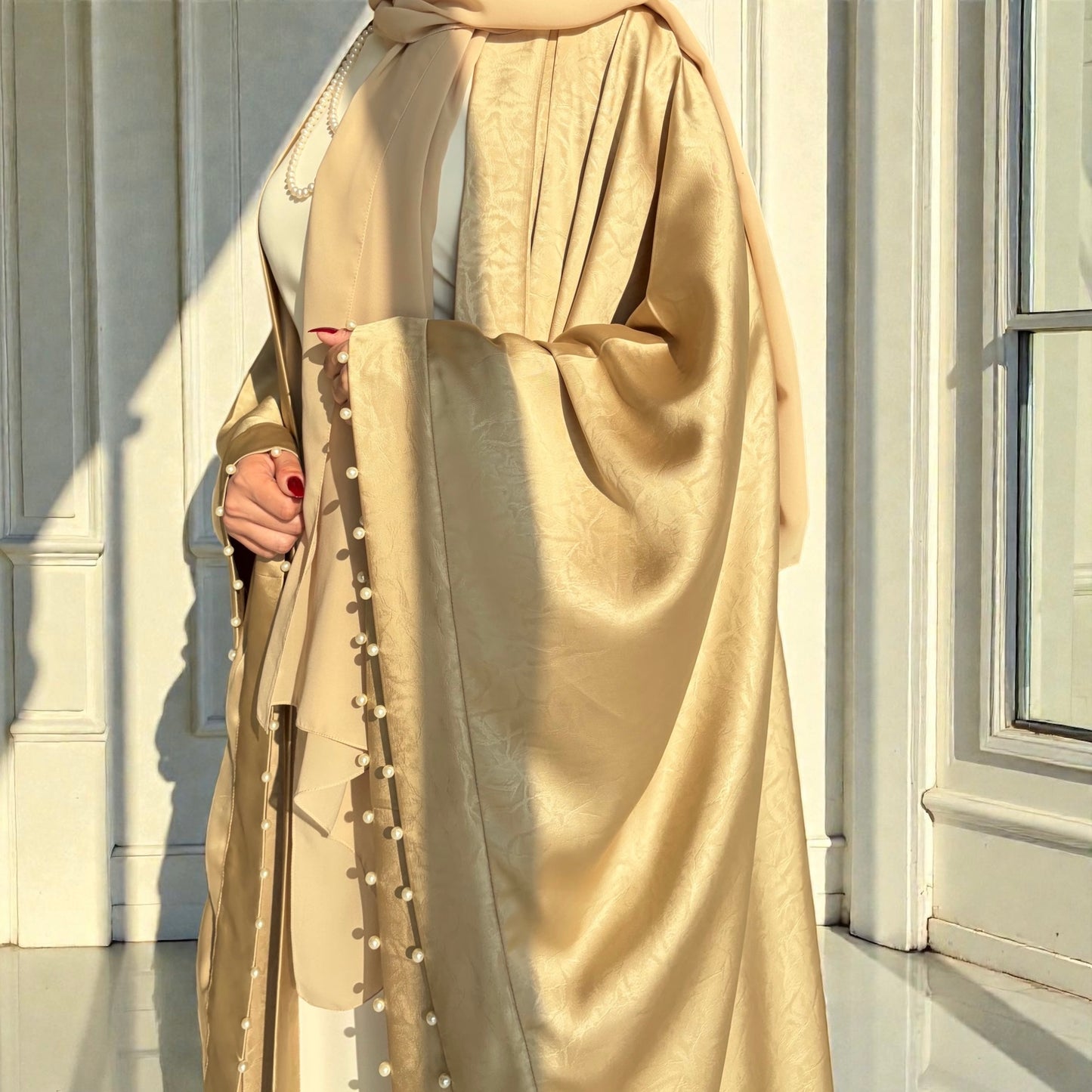 عباية ذَهب - بيج ذَهبي -