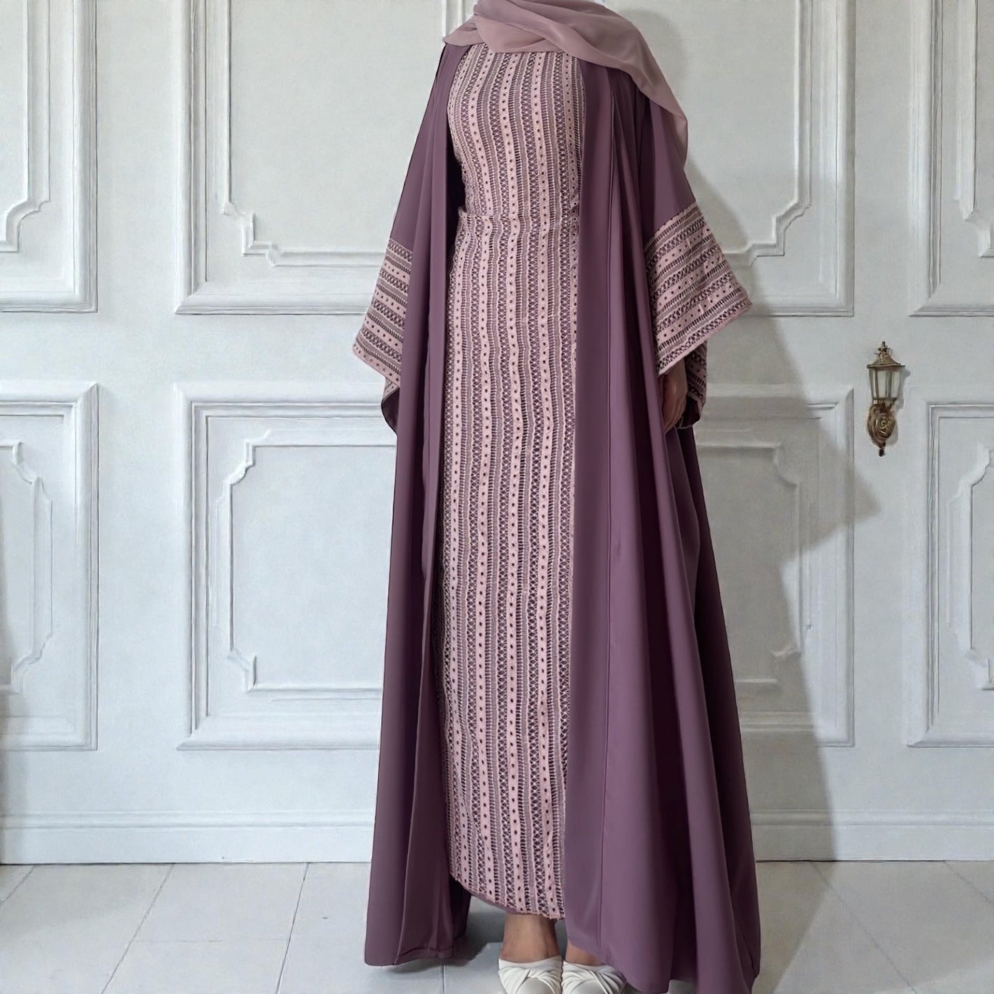 عباية أرجوان - بنفسجي هادئ